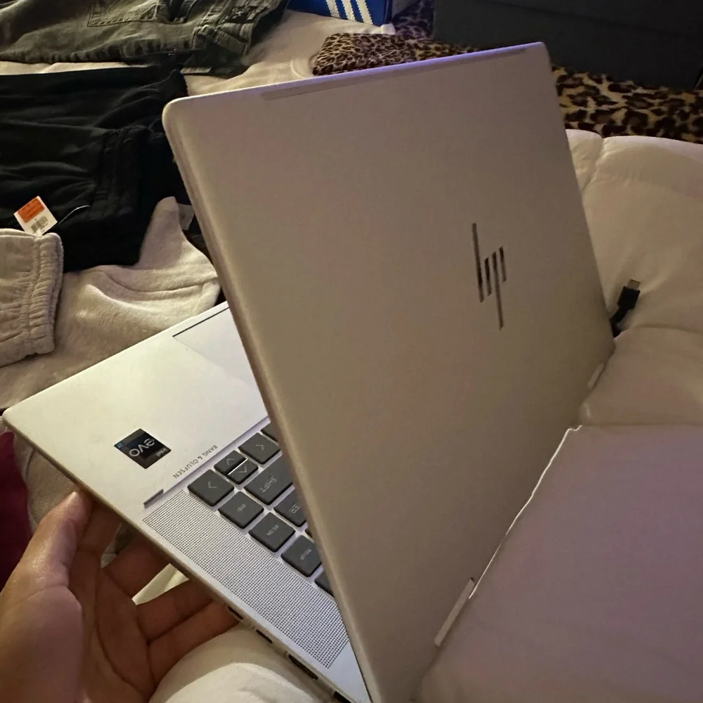 17 in. Silver HP ENVY 2-in-1 360 for sale.